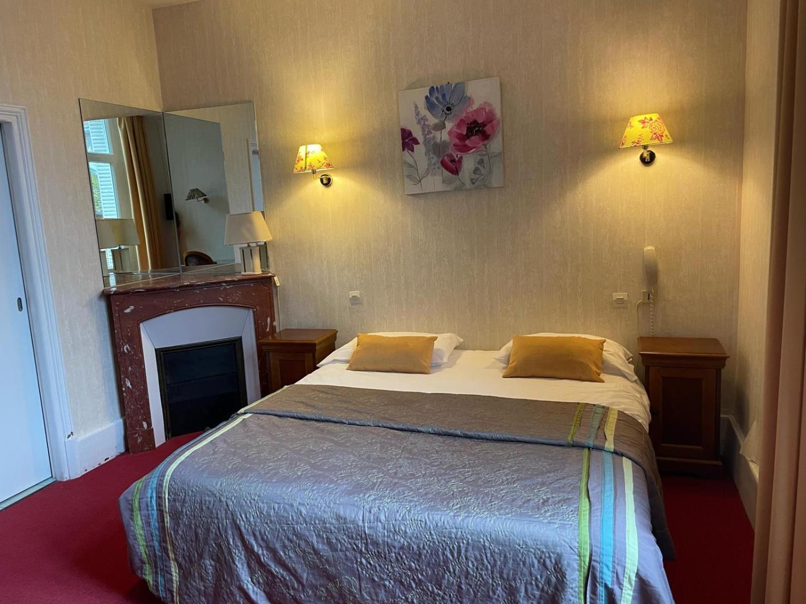 Hotel Le Beau Site Жьен Экстерьер фото