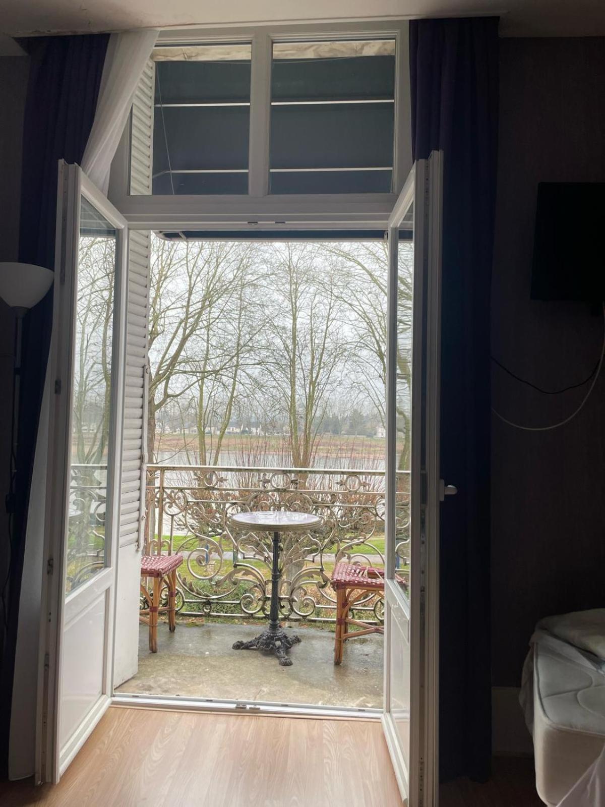 Hotel Le Beau Site Жьен Экстерьер фото