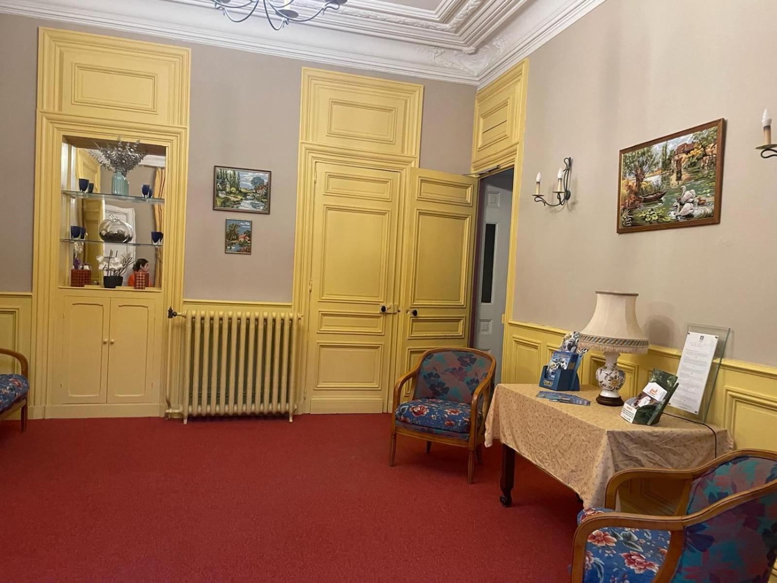 Hotel Le Beau Site Жьен Экстерьер фото