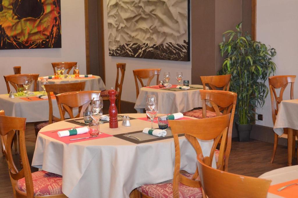 Hotel Le Beau Site Жьен Экстерьер фото