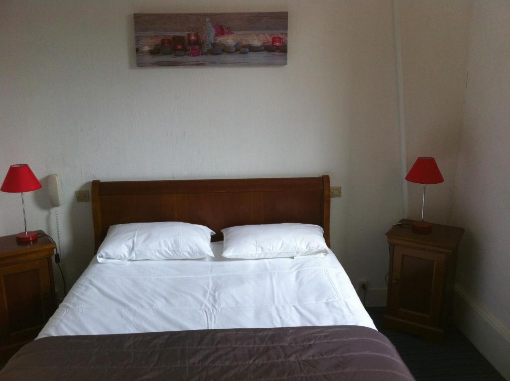 Hotel Le Beau Site Жьен Номер фото
